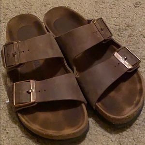 Oil tobacco brown leather Birkenstocks